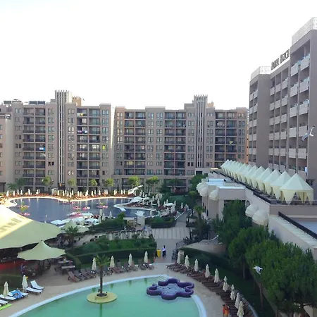 Sunny - Royal Apartment *