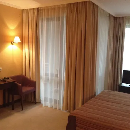 Sunny - Royal Napospart