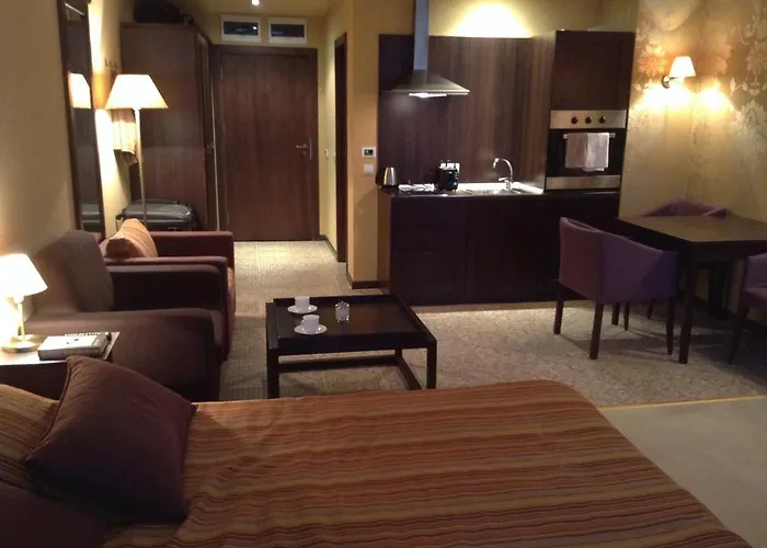 Sunny - Royal * Napospart